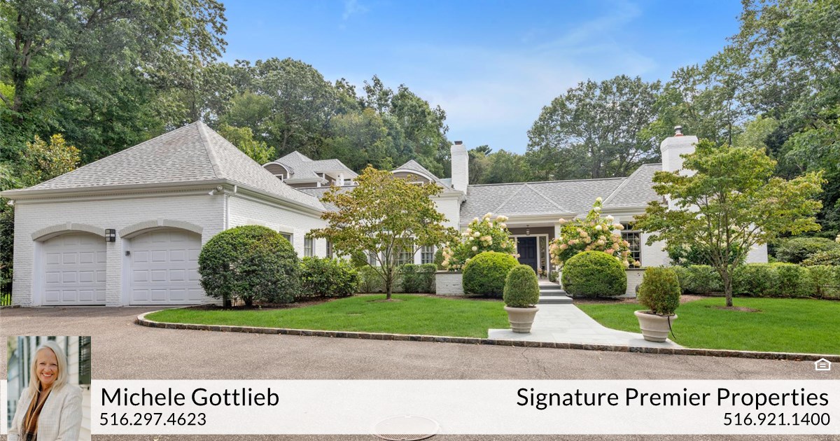 23 Valley Road, Locust Valley, NY 11560